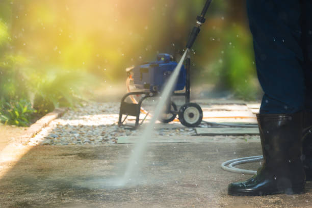 Best Parking Lot and Garage Cleaning  in Macdonnell Heights, NY